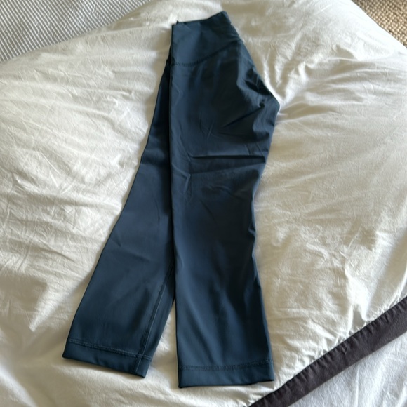 Lululemon Wunder Train High Rise Pants in Blue - Picture 5 of 5